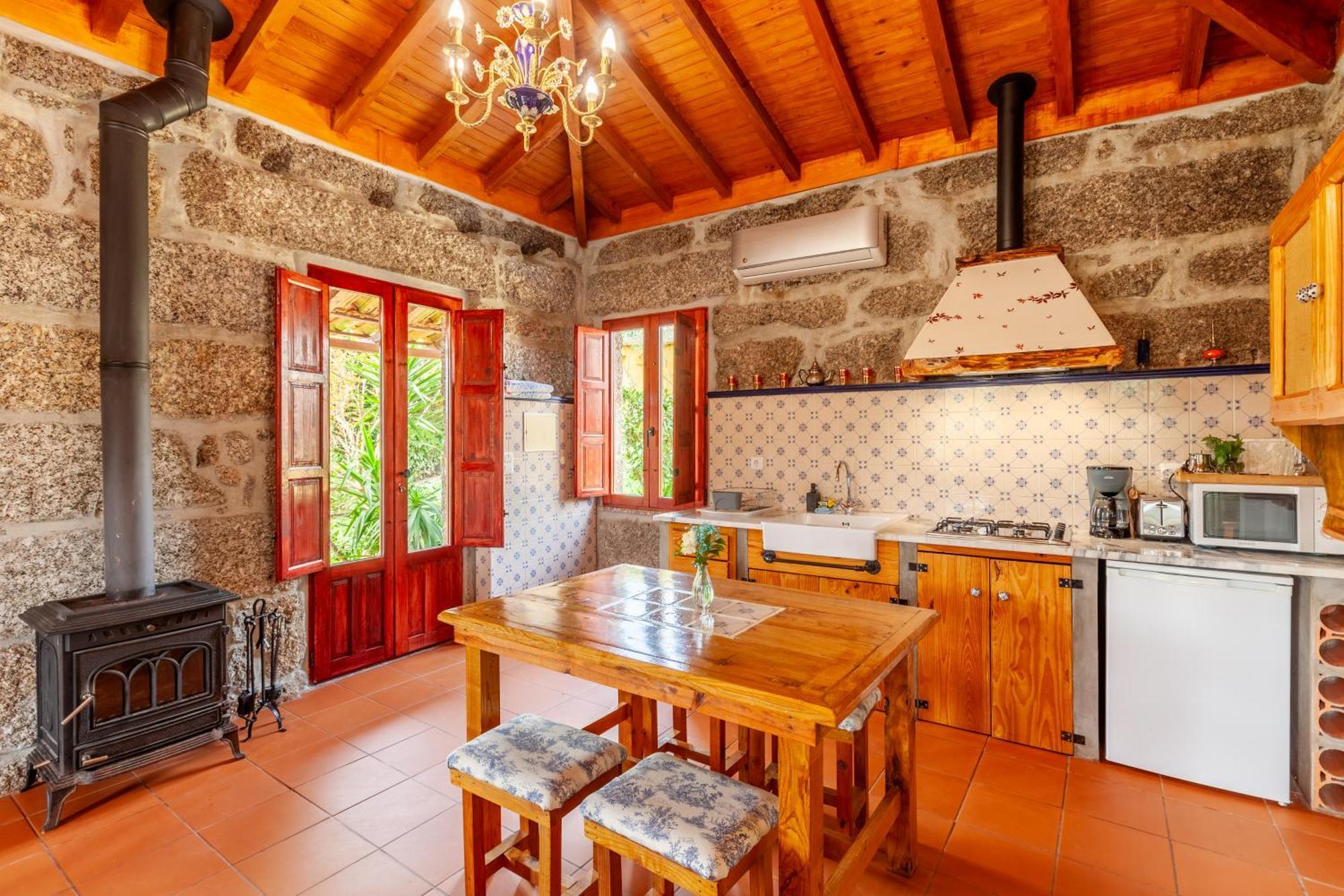 Casa Da Benfeitoria Villa Guimaraes Ngoại thất bức ảnh