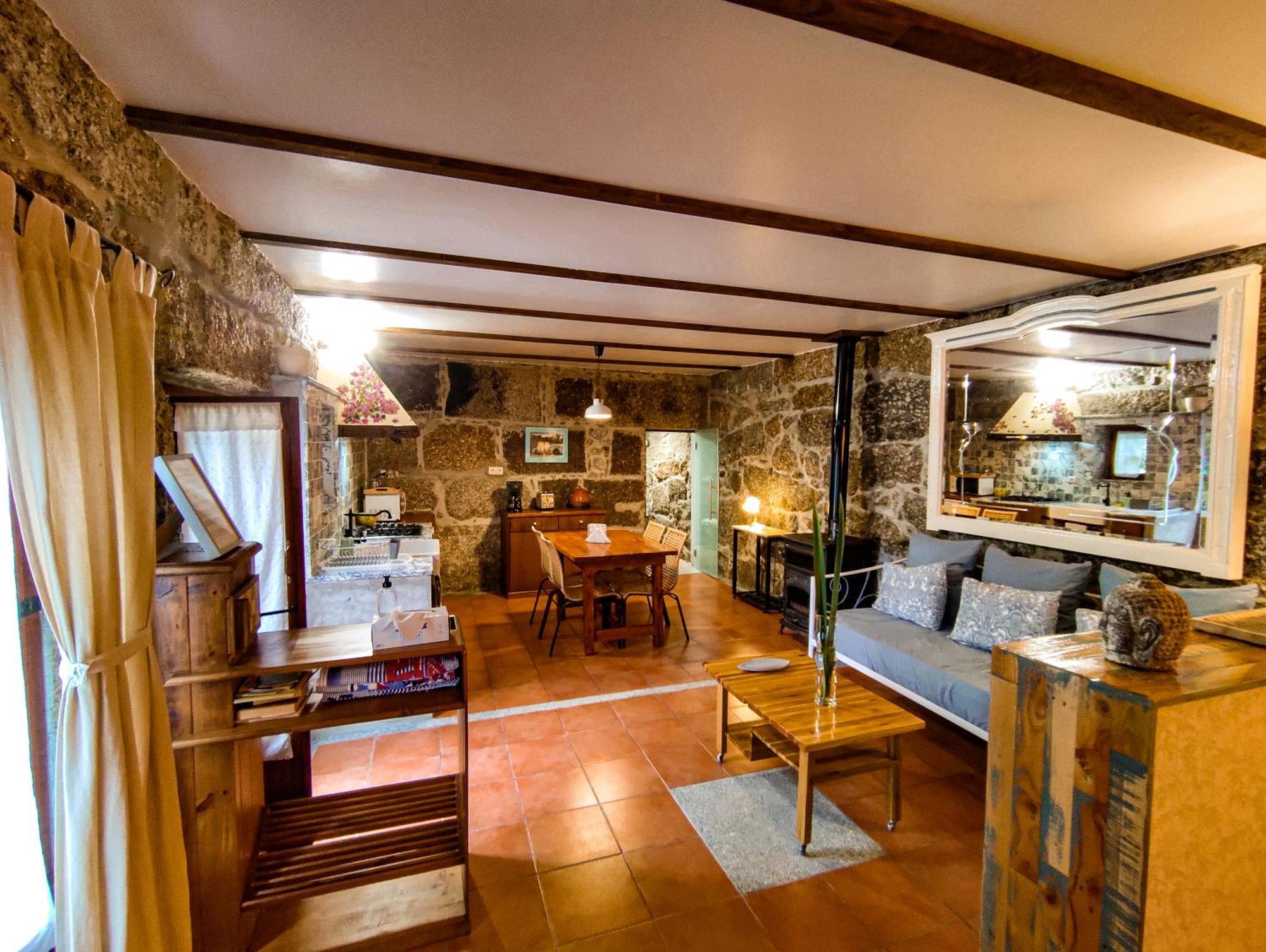 Casa Da Benfeitoria Villa Guimaraes Phòng bức ảnh